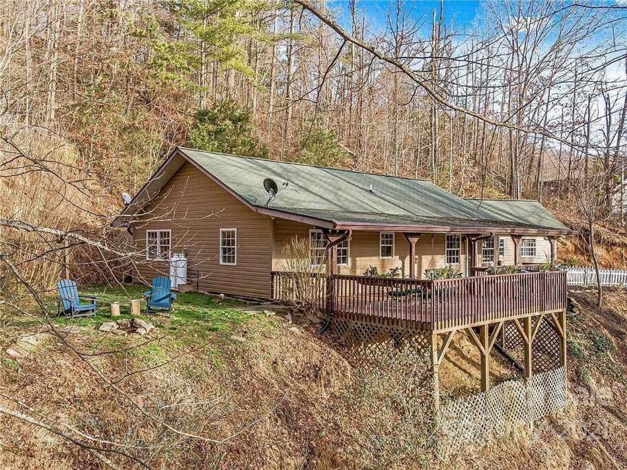 Misty Mountain Cottage 韦恩斯维尔 外观 照片